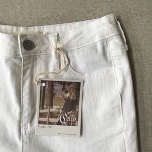 Cello skinny jeans from Altar’d State